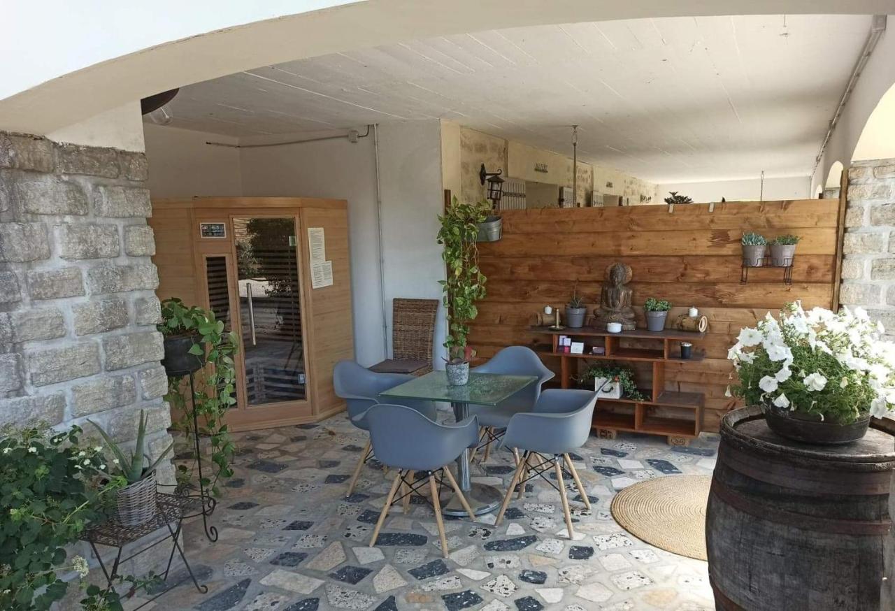 Bed and Breakfast Terre De Bacchus Вакерас Экстерьер фото